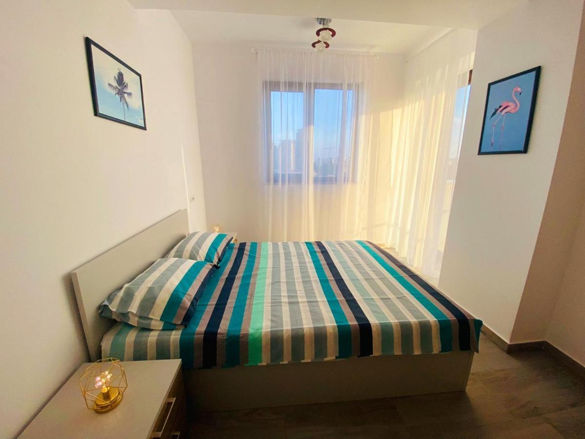 Soho Apartment - City View With Rooftop Garden Bucureşti Exterior foto